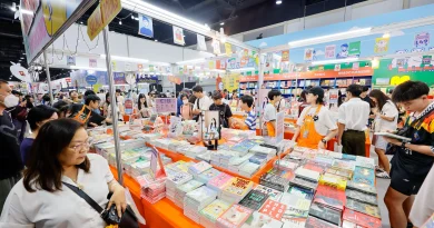 พิธา–พี่เอ๊าะ–หมอตังค์–ฟาโรห์ นำทัพนักเขียนดัง! ร่วมแจกลายเซ็นคับคั่ง บรรยากาศงาน “มหกรรมหนังสือระดับชาติ ครั้งที่ 31”